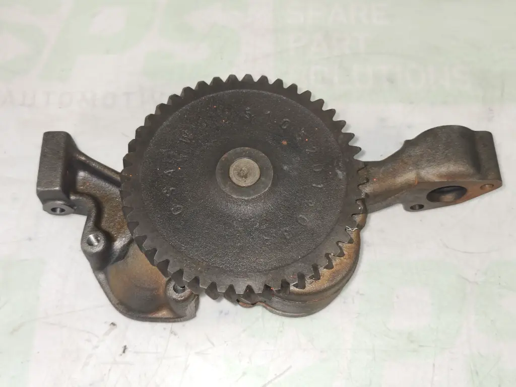 MAN oil pump 51051006262 – 2