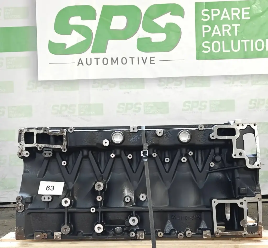 S51011006587NX | crankcase(with liners)