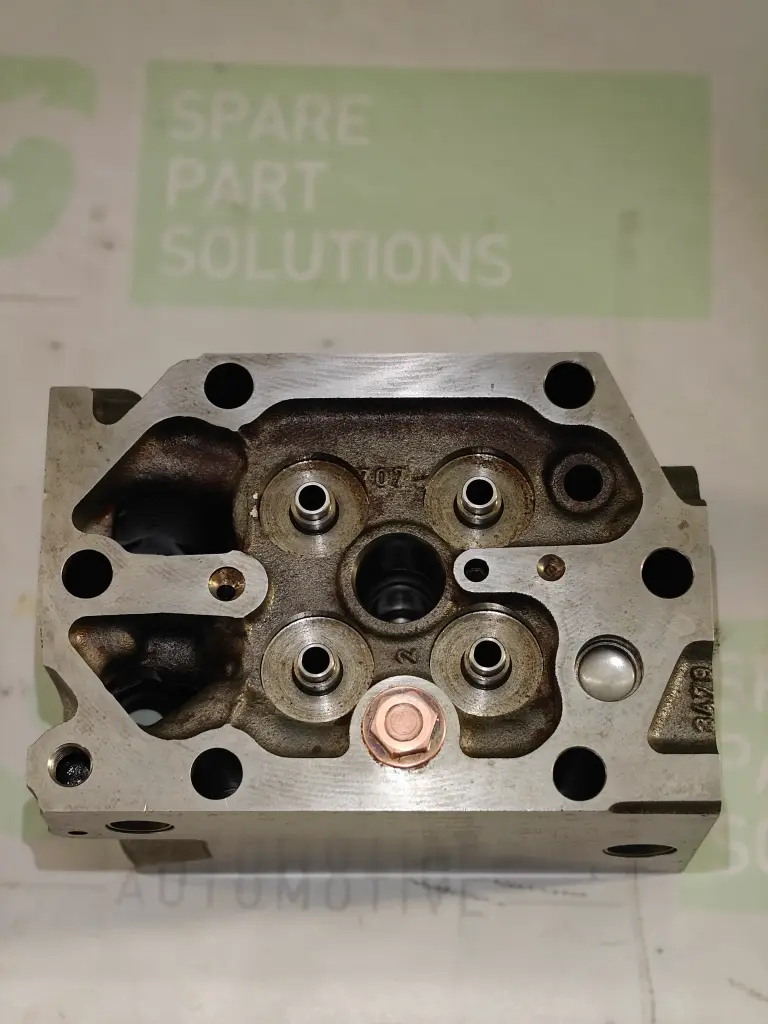 S51031006181NX | cylinder head