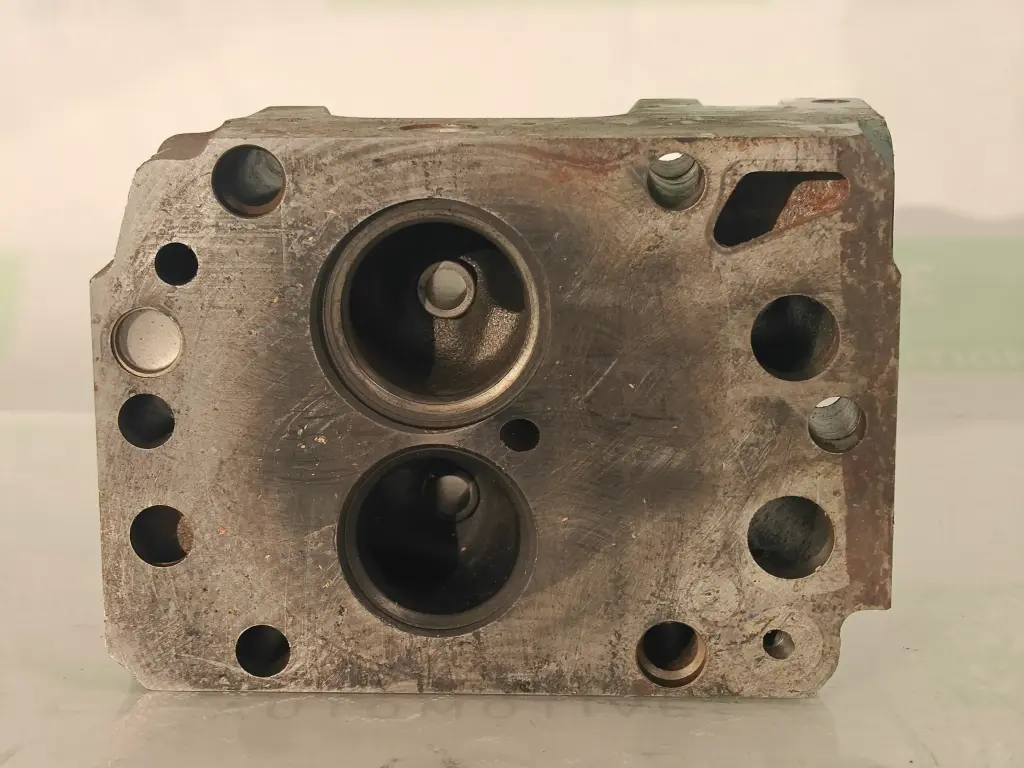 51031016769 U | cylinder head