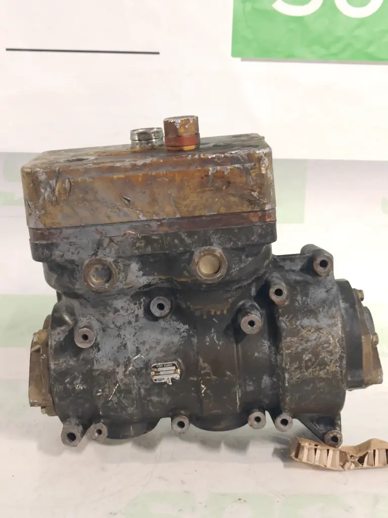 MAN air compressor 2-cyl.in-line air compres 51541007245