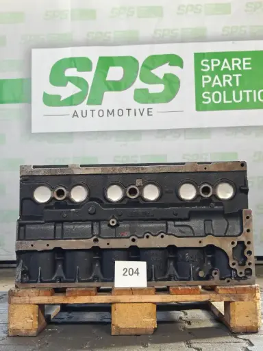 S51011006408U | crankcase(There are scratches on the surface)